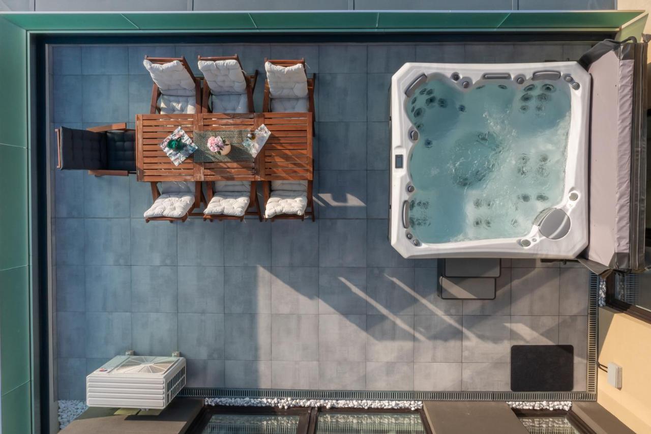 Apartamento Centropolitan Penthouse #Jacuzzi #Freeparking Budapest Exterior foto